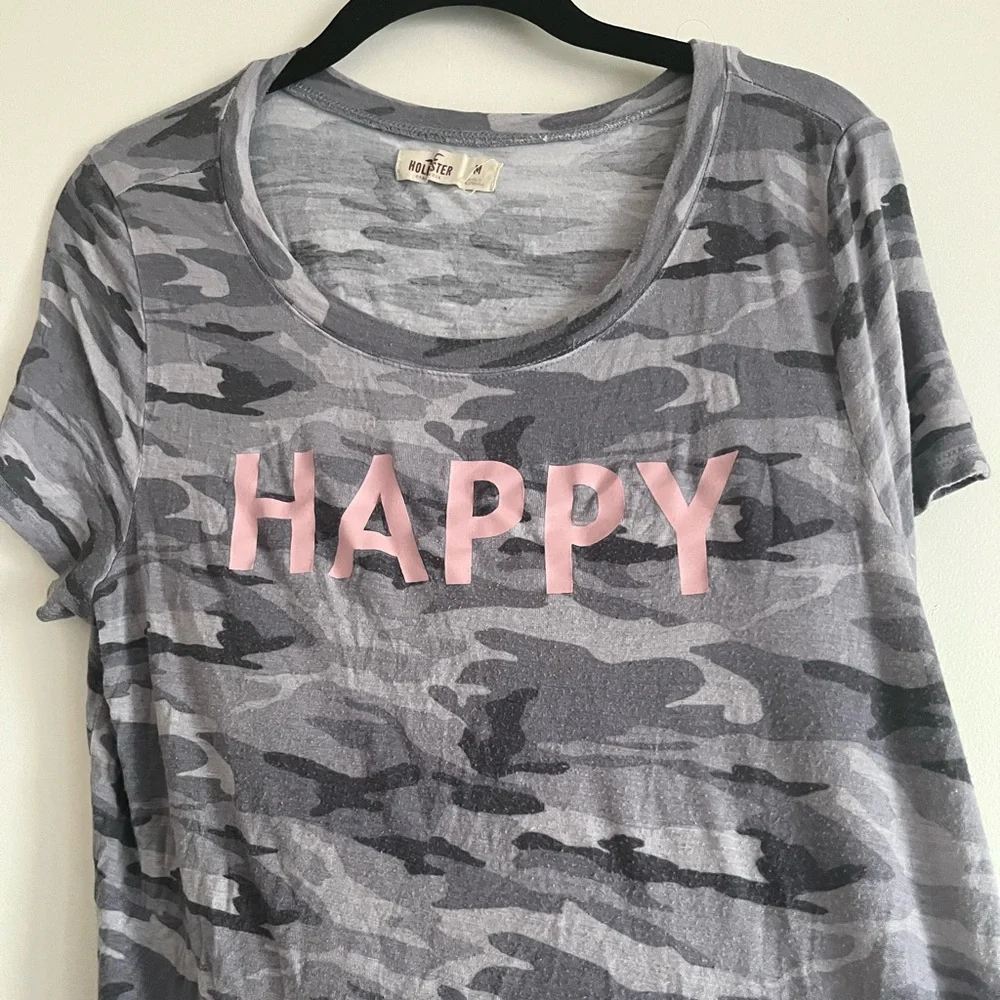 Hollister Tee - Picture 1 of 5